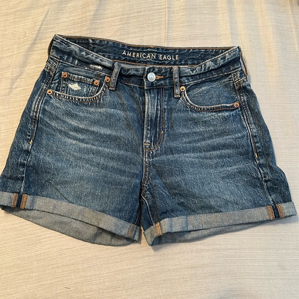 American Eagle Tomgirl Shorts